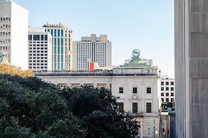 The Lafayette New Orleans By Kasa Living