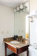 The Lafayette New Orleans By Kasa Living