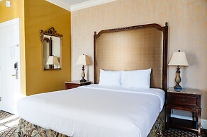 The Lafayette New Orleans By Kasa Living