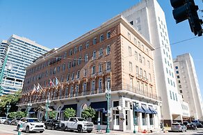 The Lafayette New Orleans By Kasa Living