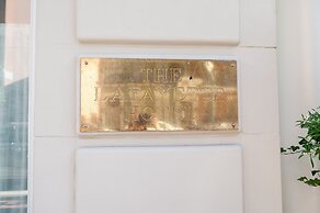 The Lafayette New Orleans By Kasa Living