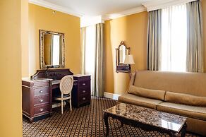 The Lafayette New Orleans By Kasa Living