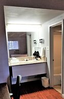 Santa Fe Inn Pueblo