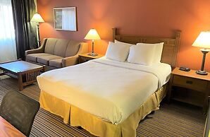 Crossroads Hotel and Event Center
