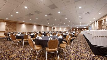 Crossroads Hotel and Event Center