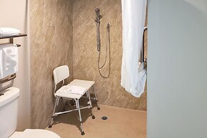 Quality Inn Airport East