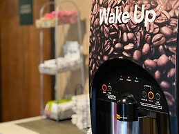 Comfort Suites Louisville East