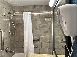 Comfort Suites Louisville East