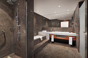 Sheraton Istanbul Atakoy Hotel