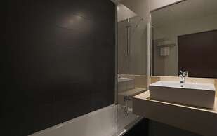 Hotel Chamartin The One