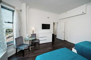 Congress Plaza Hotel