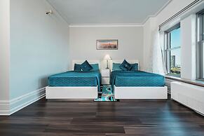 Congress Plaza Hotel