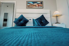 Congress Plaza Hotel