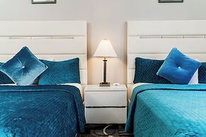 Congress Plaza Hotel