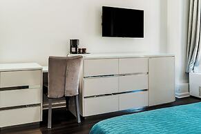 Congress Plaza Hotel