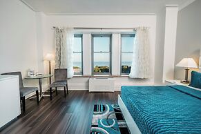 Congress Plaza Hotel