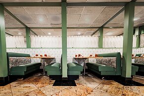 Congress Plaza Hotel