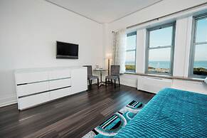 Congress Plaza Hotel