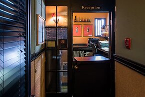 Hotel Boheme