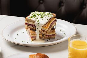 Holmes Hotel London