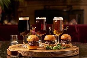 Wedgewood Hotel & Spa