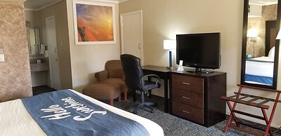 Days Inn & Suites by Wyndham Trinidad