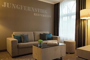 Renaissance Hamburg Hotel