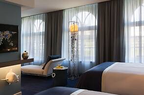 Renaissance Hamburg Hotel