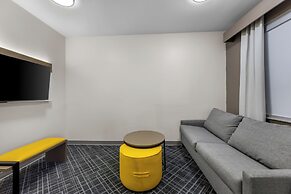 Comfort Suites London South
