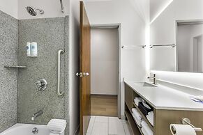 Comfort Suites London South