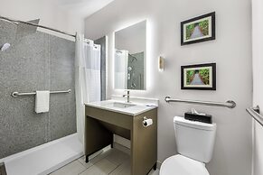 Comfort Suites London South