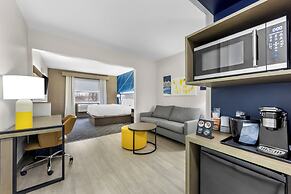 Comfort Suites London South