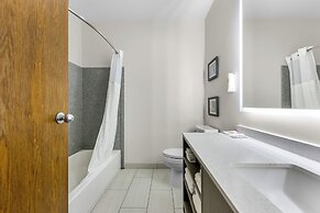 Comfort Suites London South