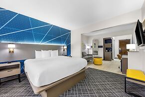 Comfort Suites London South