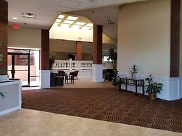 Days Inn & Suites by Wyndham Tallahassee Conf Center I-10