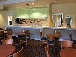 Days Inn & Suites by Wyndham Tallahassee Conf Center I-10