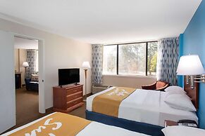 Days Inn & Suites by Wyndham Tallahassee Conf Center I-10