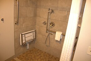 Clarion Pointe Statesville