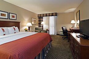 Holiday Inn Hotel & Suites Cincinnati - Eastgate by IHG