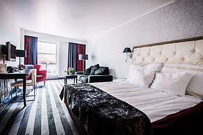 Home Hotel Grand Olav