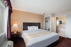 Quality Inn Grand Suites Bellingham