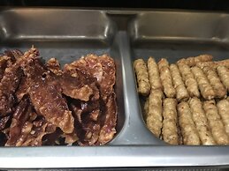 Quality Inn Grand Suites Bellingham