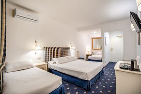 Napoleon Hotel