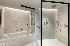 Renaissance Amsterdam Hotel