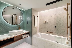 Renaissance Amsterdam Hotel