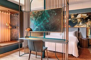 Renaissance Amsterdam Hotel