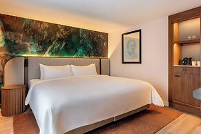 Renaissance Amsterdam Hotel