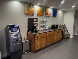 Comfort Inn & Suites Syracuse-Carrier Circle