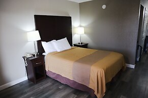 Days Inn by Wyndham Moulton