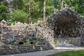 Days Inn by Wyndham Moulton